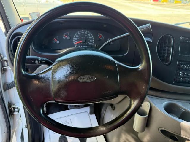 1997 Ford Econoline Cargo Van