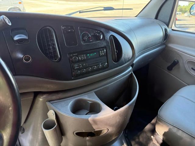 1997 Ford Econoline Cargo Van