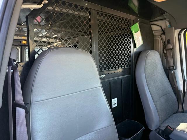 1997 Ford Econoline Cargo Van