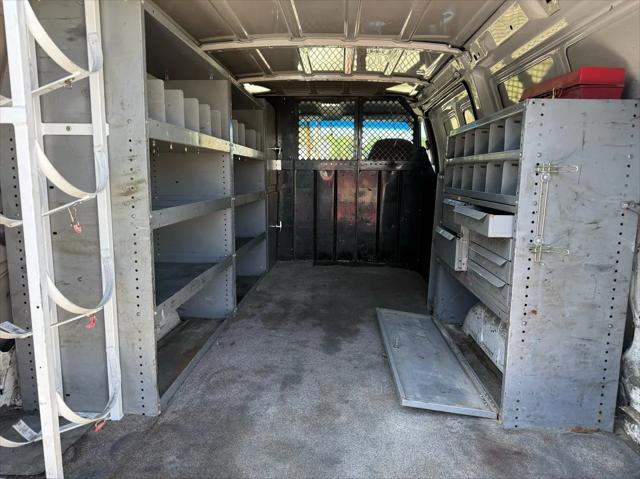 1997 Ford Econoline Cargo Van