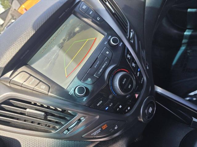 2016 Hyundai Veloster Turbo