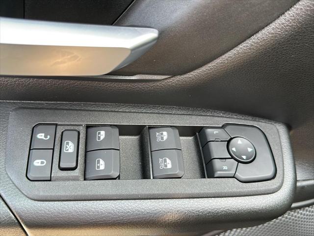 2026 Ram 1500 Express Crew Cab 4x4 57 Box