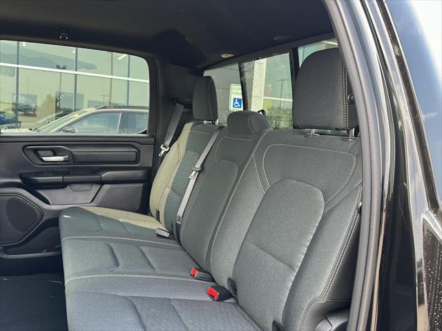 2026 Ram 1500 Express Crew Cab 4x4 57 Box
