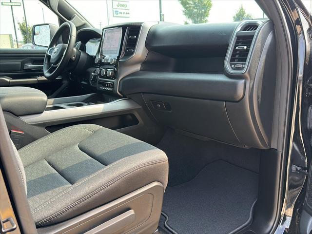 2026 Ram 1500 Express Crew Cab 4x4 57 Box