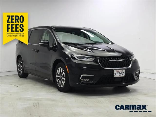 2023 Chrysler Pacifica Hybrid Touring L for sale in Palm Desert, CA