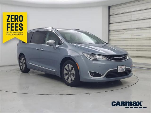 2017 Chrysler Pacifica Hybrid Platinum for sale in Sacramento, CA