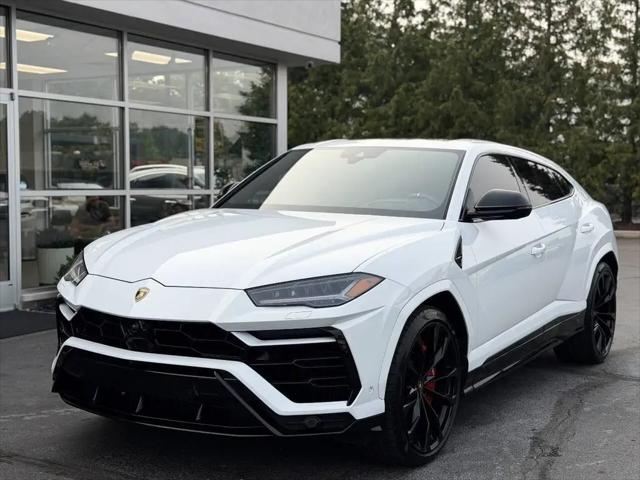 2022 Lamborghini Urus Base AWD 4dr SUV for sale in Utica, MI