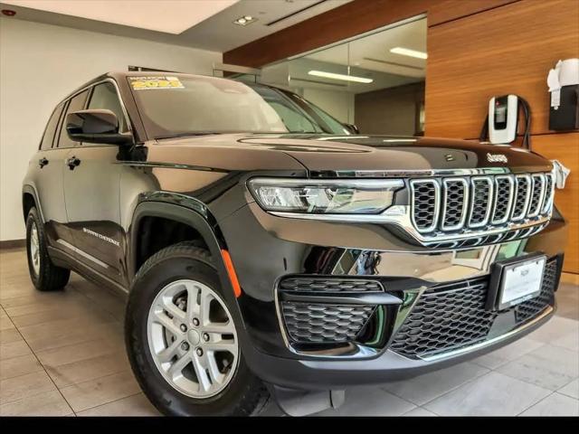 2023 Jeep Grand Cherokee Laredo 4x4 for sale in oak lawn, IL