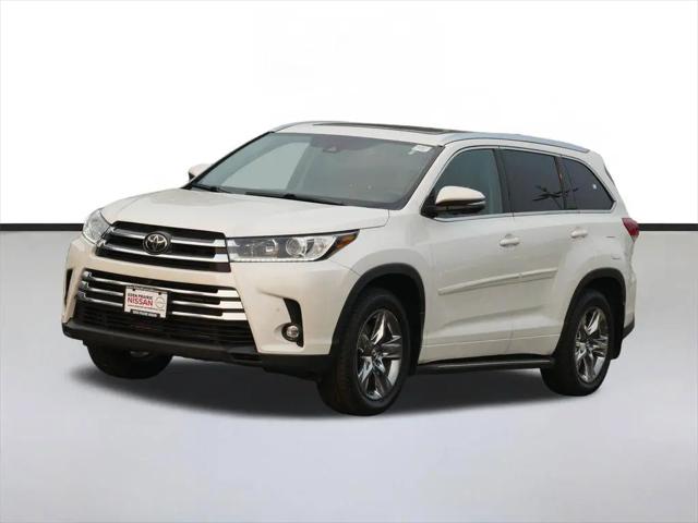 2019 Toyota Highlander Limited Platinum for sale in Eden Prairie, MN