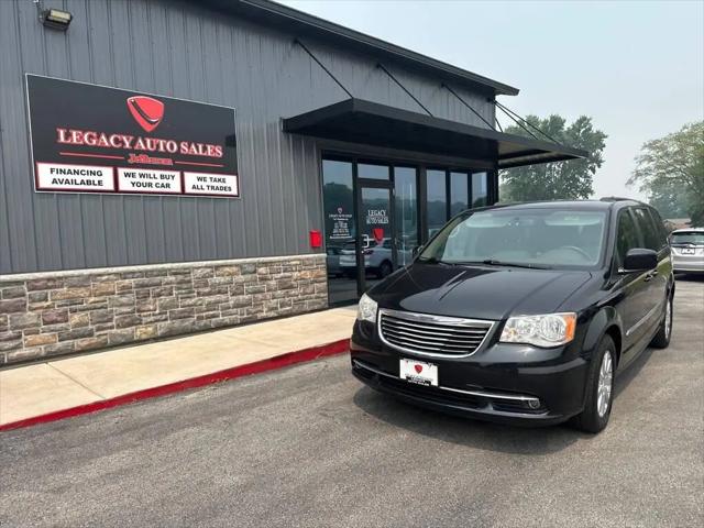 2014 Chrysler Town & Country Touring for sale in Jefferson, WI