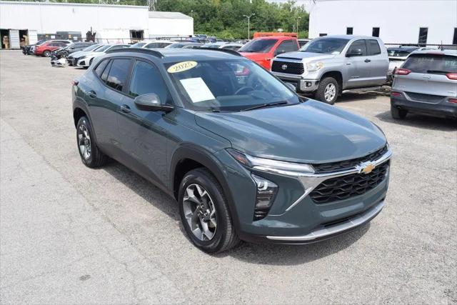 2025 Chevrolet Trax FWD LT for sale in Indianapolis, IN