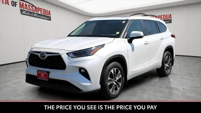 2023 Toyota Highlander XLE for sale in Seaford, NY