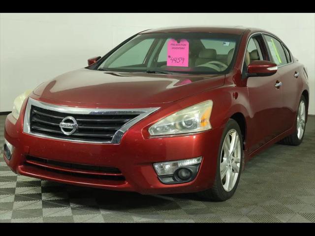 2014 Nissan Altima for sale near Massillon, OH