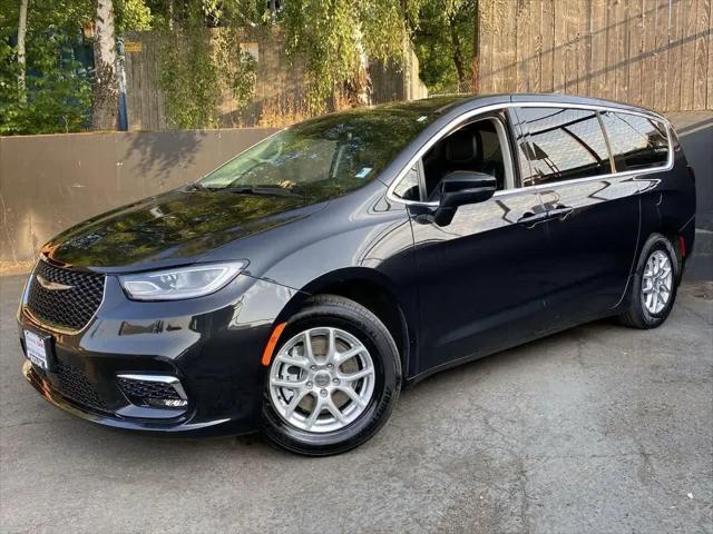 2023 Chrysler Pacifica Touring L for sale in Portland, OR