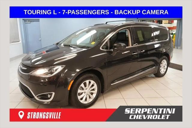 2019 Chrysler Pacifica Touring L for sale in Strongsville, OH