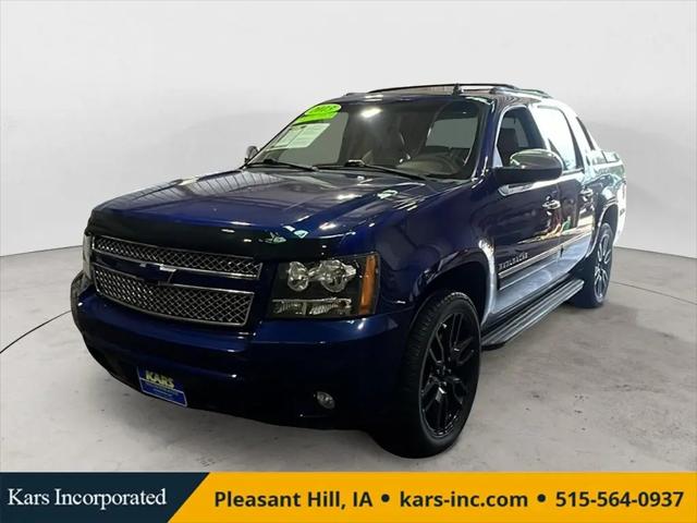 2013 Chevrolet Avalanche LTZ for sale in Des Moines, IA