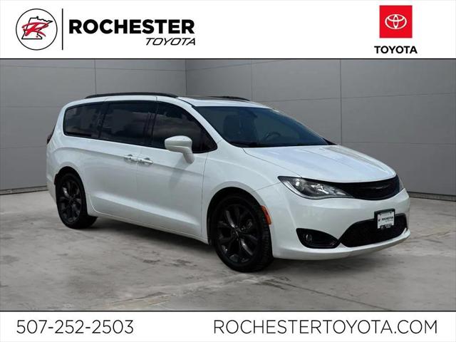 2018 Chrysler Pacifica Touring L Plus for sale in Rochester, MN