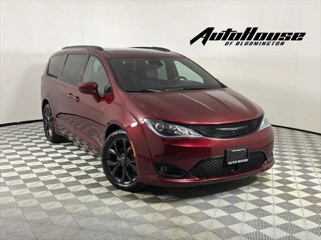 2019 Chrysler Pacifica Touring L Plus for sale in Bloomington, IL