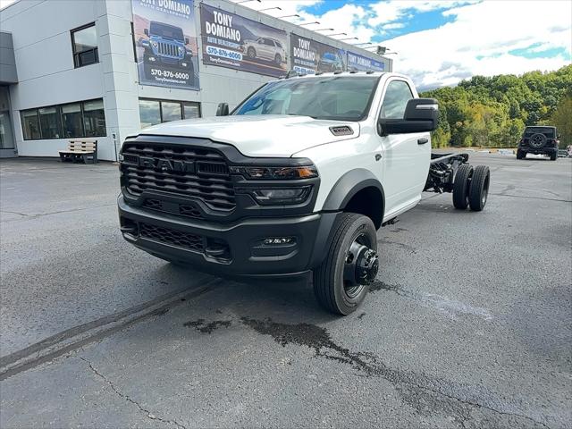 2027 RAM Ram 5500 Chassis Cab RAM 5500 TRADESMAN CHASSIS REGULAR CAB 4X4 120 CA