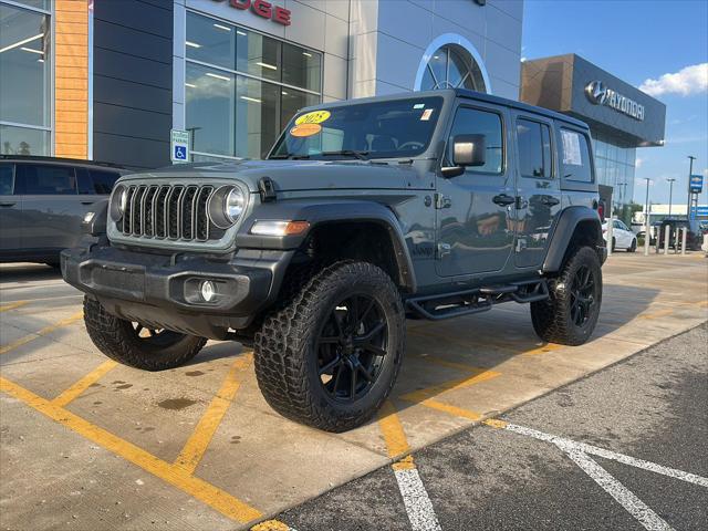 2025 Jeep Wrangler 4-Door Summit 4x4 for sale in Saint Joseph, MO