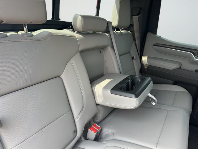 2023 GMC Sierra 1500 4WD Crew Cab Short Box SLT