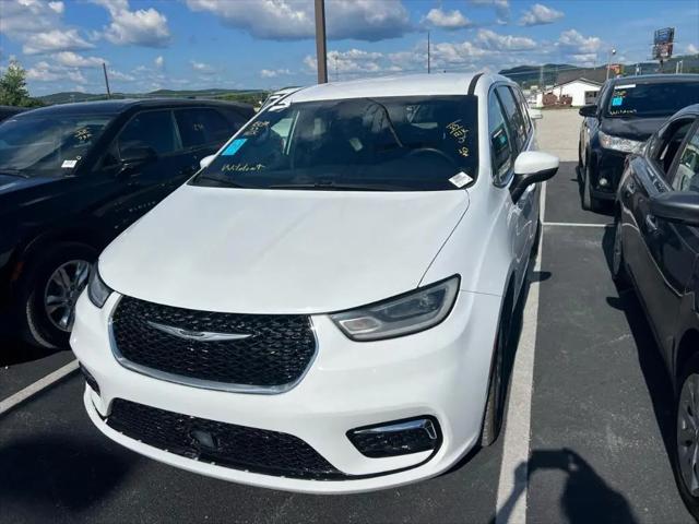2023 Chrysler Pacifica Touring for sale in Somerset, KY