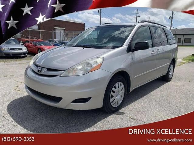2008 Toyota Sienna LE for sale in Jeffersonville, IN