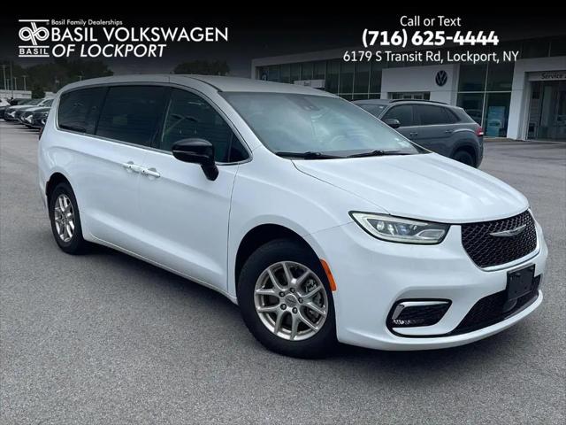 2025 Chrysler Pacifica Select for sale in Lockport, NY