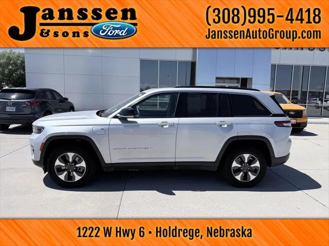 2024 Jeep Grand Cherokee Base for sale in Holdrege, NE