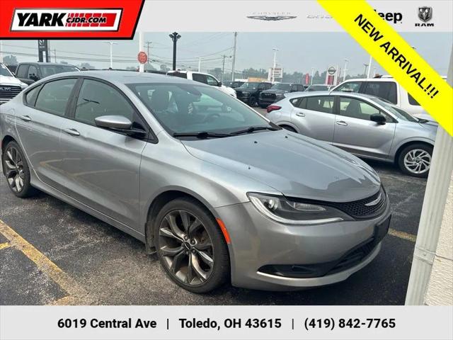 2015 Chrysler 200 S for sale in Toledo, OH
