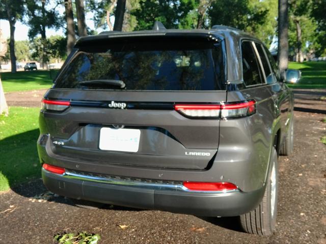 2026 Jeep Grand Cherokee GRAND CHEROKEE LAREDO X 4X4