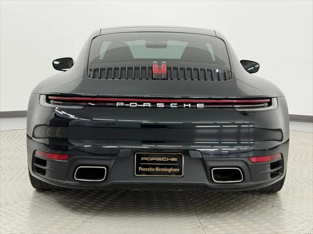 2021 Porsche 911 Carrera