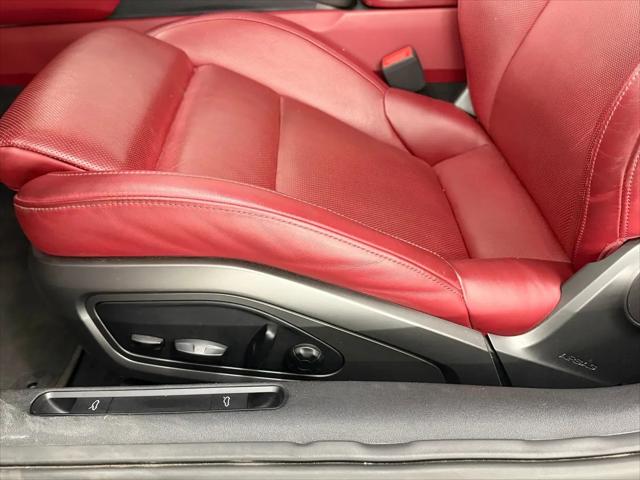 2021 Porsche 911 Carrera