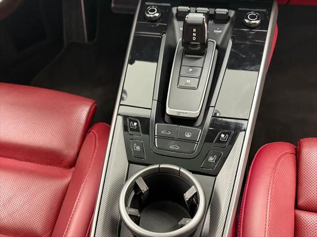 2021 Porsche 911 Carrera