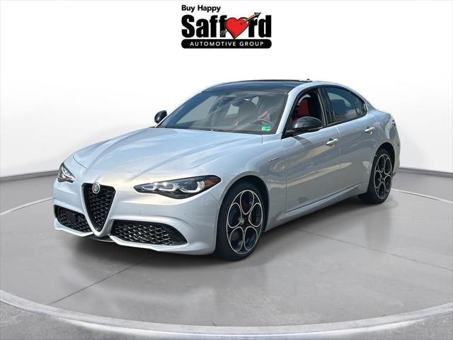 2025 Alfa Romeo Giulia AWD 2025 Alfa Romeo Giulia AWD