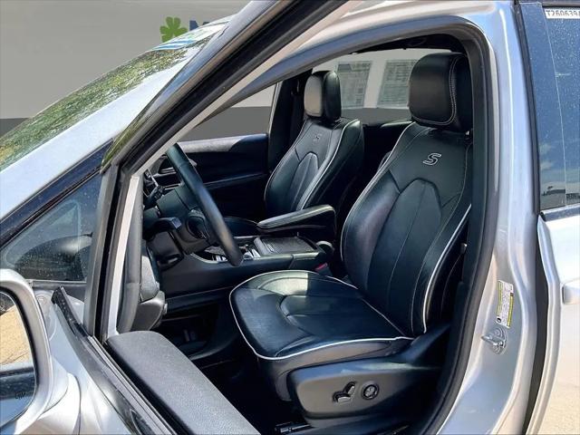 2022 Chrysler Pacifica Limited