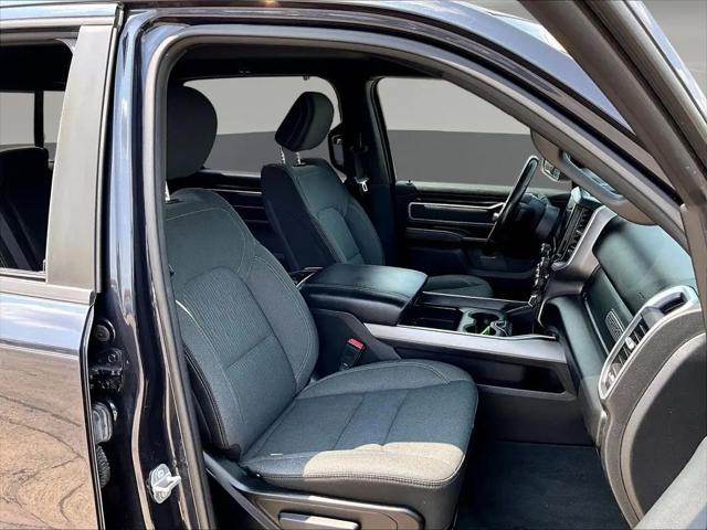 2021 Ram 1500 Big Horn Crew Cab 4x4 5'7" Box