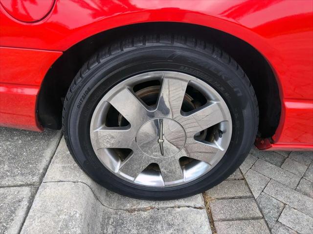 2002 Ford Thunderbird Deluxe