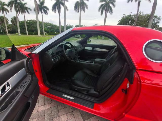 2002 Ford Thunderbird Deluxe