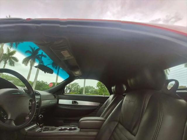 2002 Ford Thunderbird Deluxe
