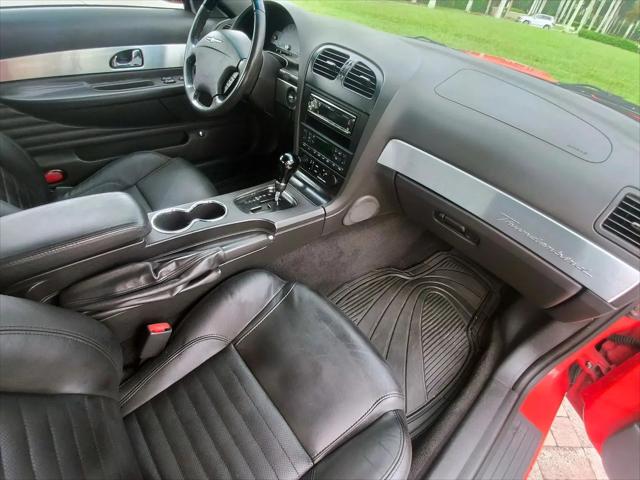 2002 Ford Thunderbird Deluxe