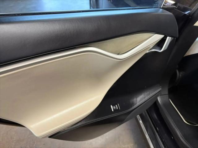 2017 Tesla Model S 75D
