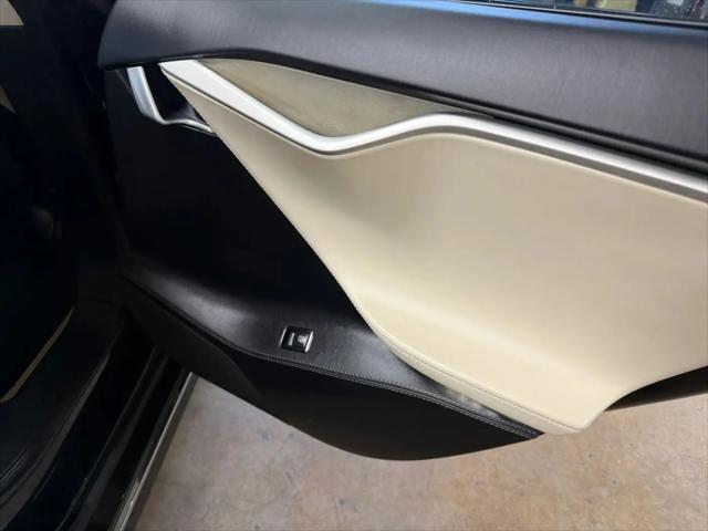 2017 Tesla Model S 75D