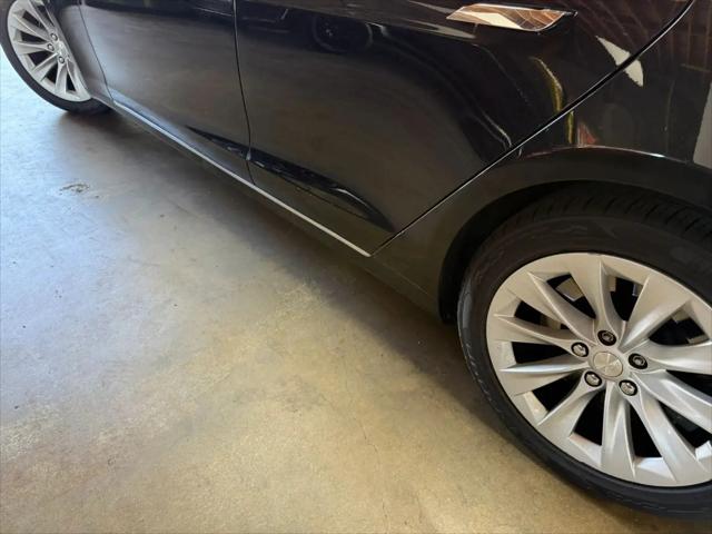 2017 Tesla Model S 75D