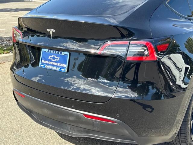 2021 Tesla Model Y Standard Range Rear-Wheel Drive