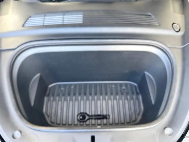 2021 Tesla Model Y Standard Range Rear-Wheel Drive