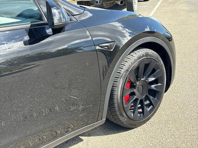 2021 Tesla Model Y Standard Range Rear-Wheel Drive