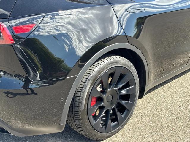 2021 Tesla Model Y Standard Range Rear-Wheel Drive