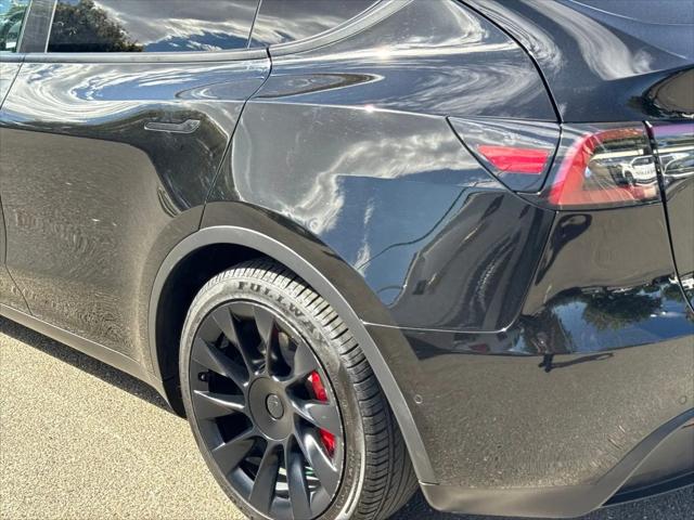 2021 Tesla Model Y Standard Range Rear-Wheel Drive