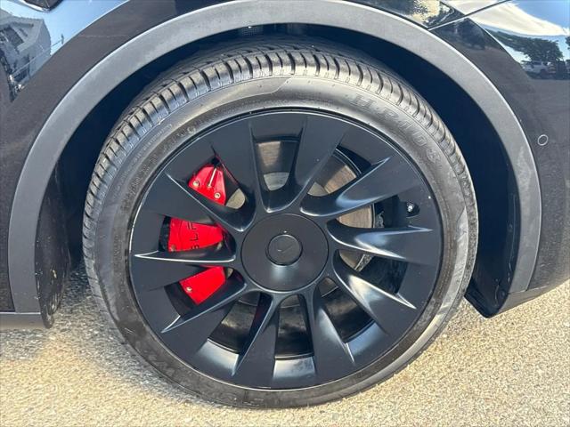 2021 Tesla Model Y Standard Range Rear-Wheel Drive